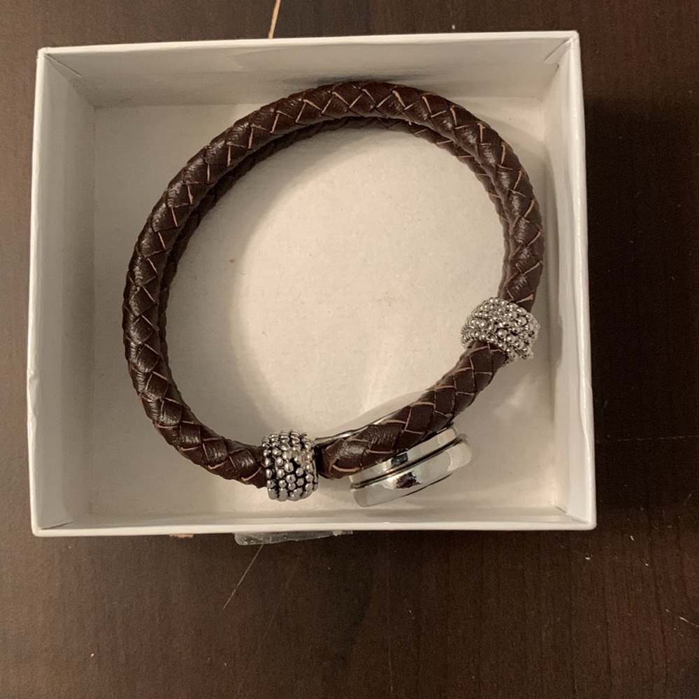 Double Stranded Braided Brown Leather Owl Bracelet - Picture 4 of 4